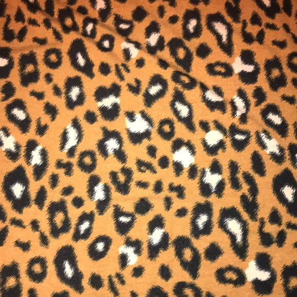 Forever 21 Leopard Print Bodycon Dress - Picture 2 of 4